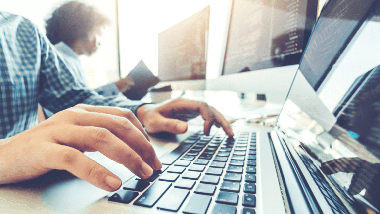 Détection des bugs fonctionnels : guide, outils et mise en place