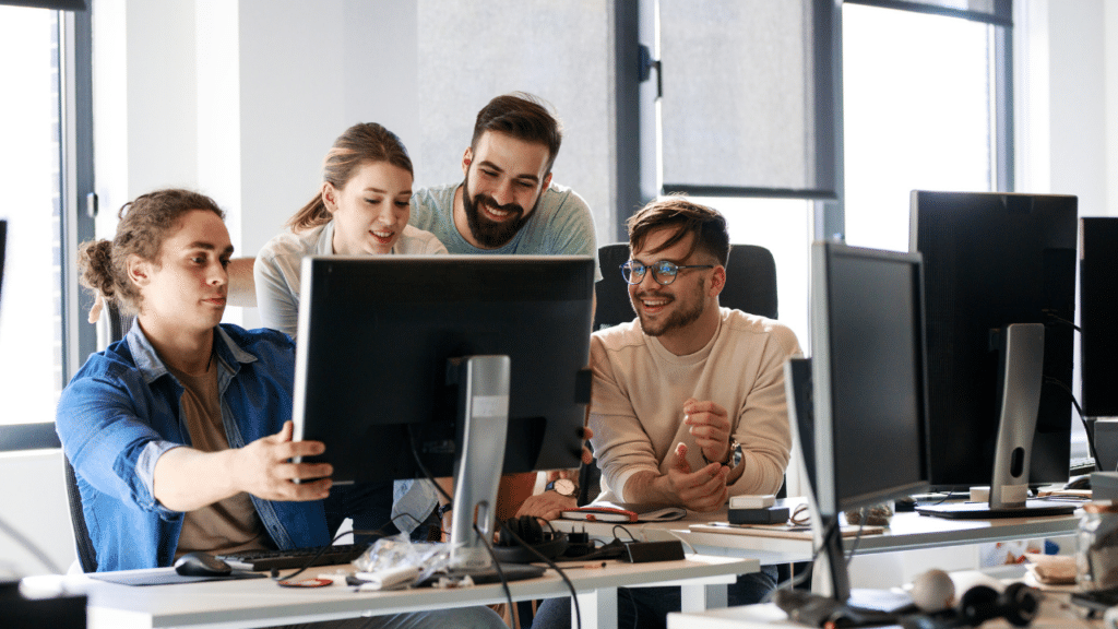 Faciliter la reconversion professionnelle avec une solution SaaS de tests automatisés Anticrise et Low Code adaptée aux profils non techniques
