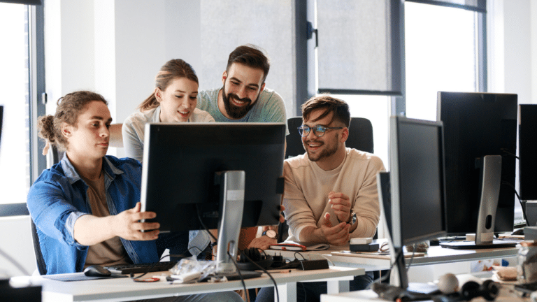 Faciliter la reconversion professionnelle avec une solution SaaS de tests automatisés Anticrise et Low Code adaptée aux profils non techniques